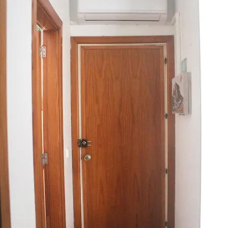 Halley Apartment *