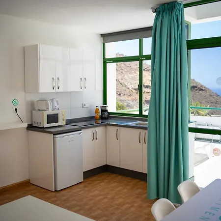 Apartahotel Halley 2*