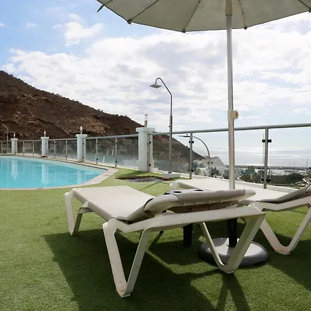 Halley * Puerto Rico (Gran Canaria)