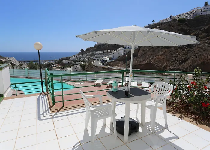 Halley Aparthotel 2*